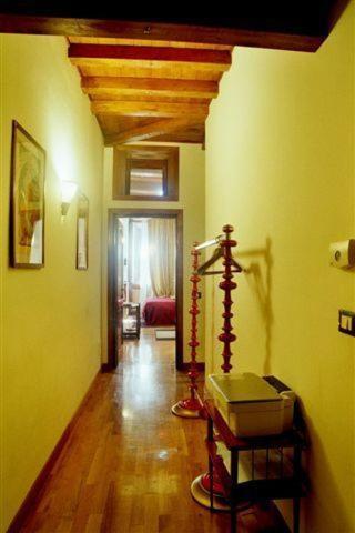 Residenza Mucha Appartement Rome Kamer foto