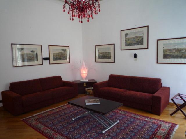 Residenza Mucha Appartement Rome Kamer foto